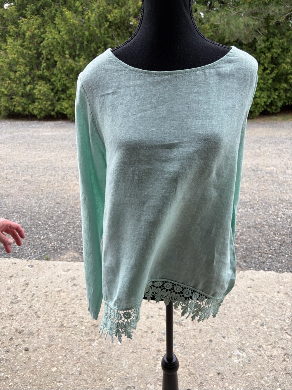 Light Mint Green Linen Long Sleeve Top